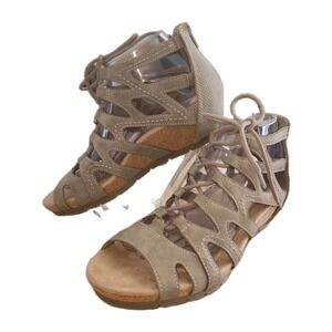 Earth Spirit "Meaghan" Gladiator Wedge Sandals - Boho Laser Cut - Size 8.5 NWOB
